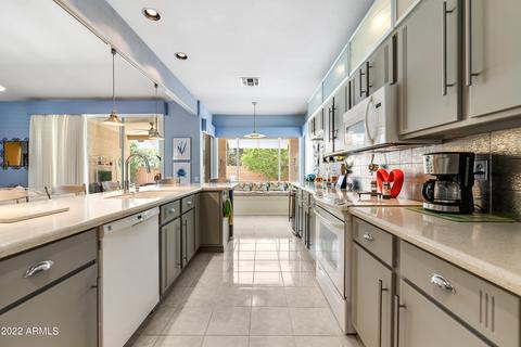 3301 E Behrend Dr, Phoenix, AZ 85050 photo 8