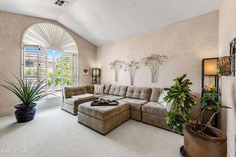 3301 E Behrend Dr, Phoenix, AZ 85050 photo 9