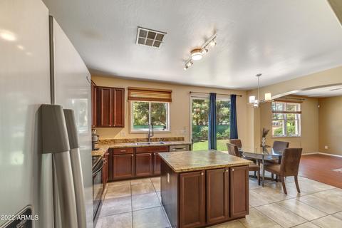 2101 E Sunland Ave, Phoenix, AZ 85040 photo 9