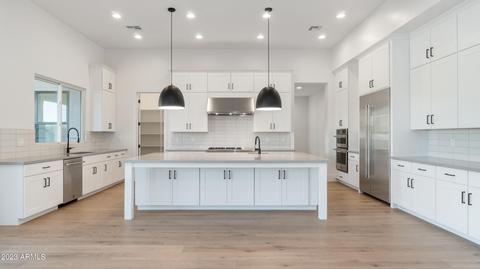 8334 E Regina Cir, Mesa, AZ 85207 photo 9