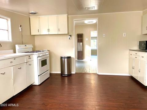71 Cochise Row, Bisbee, AZ 85603 photo 11