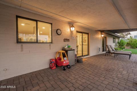 90 E Canterbury Ct, Phoenix, AZ 85022 photo 6