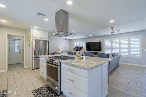 90 E Canterbury Ct, Phoenix, AZ 85022 photo 15