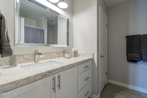 90 E Canterbury Ct, Phoenix, AZ 85022 photo 38