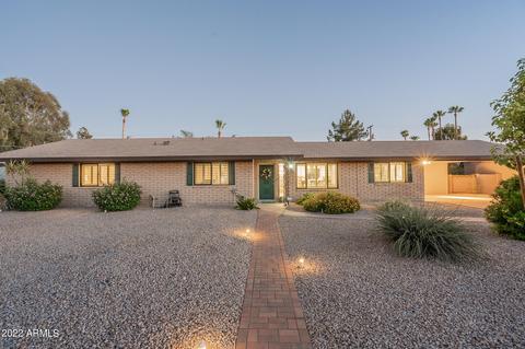 90 E Canterbury Ct, Phoenix, AZ 85022 photo 3
