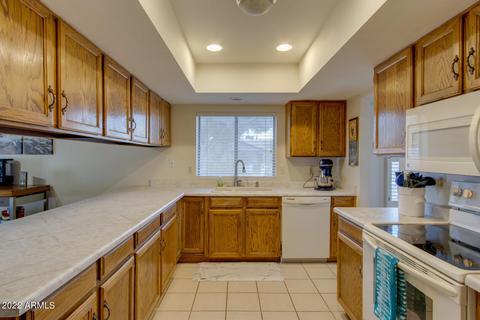 4386 E Pearce Rd, Phoenix, AZ 85044 photo 5