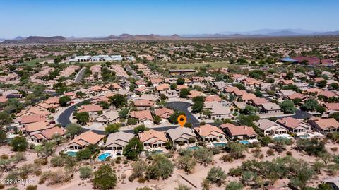 22015 N 45th Pl, Phoenix, AZ 85050 photo 2