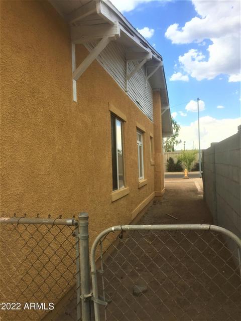 913 E Moreland St, Phoenix, AZ 85006 photo 9