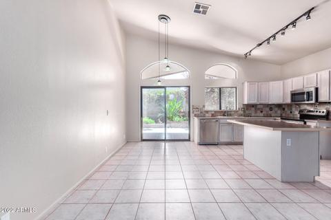 2121 E Wahalla Ln, Phoenix, AZ 85024 photo 11