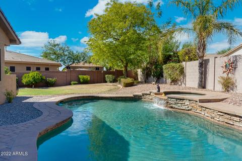 2242 W Blaylock Dr, Phoenix, AZ 85085 photo 2