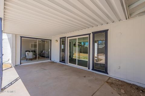 2425 W Winchcomb Dr, Phoenix, AZ 85023 photo 37