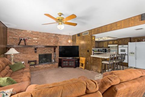 320 E Brook Hollow Dr, Phoenix, AZ 85022 photo 3