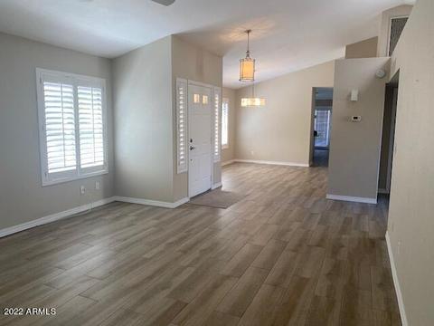 4543 E Shomi St, Phoenix, AZ 85044 photo 2