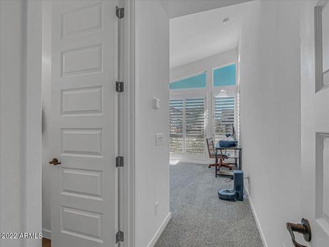 913 E La Mirada Dr, Phoenix, AZ 85042 photo 13