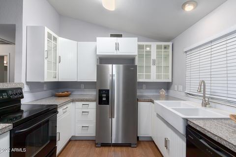 3041 E John Cabot Rd, Phoenix, AZ 85032 photo 9