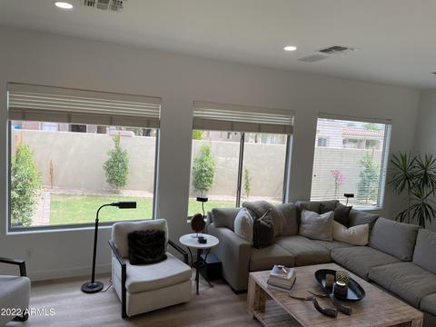 3823 E Parkside Ln, Phoenix, AZ 85050 photo 6