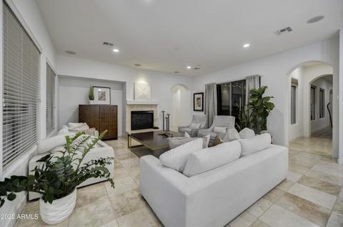 3823 E Parkside Ln, Phoenix, AZ 85050 photo 8