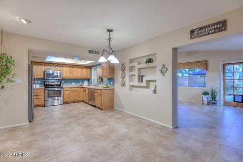 325 E Caribbean Ln, Phoenix, AZ 85022 photo 2