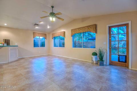 325 E Caribbean Ln, Phoenix, AZ 85022 photo 3