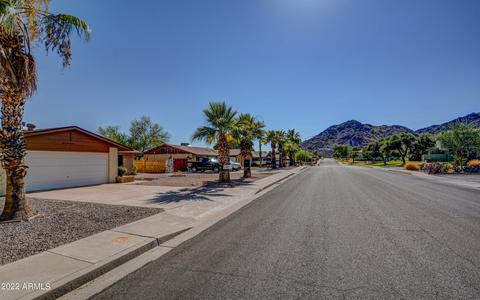 827 E Cheryl Dr, Phoenix, AZ 85020 photo 4