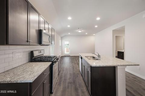 237 N 18th St, Coolidge, AZ 85128 photo 5