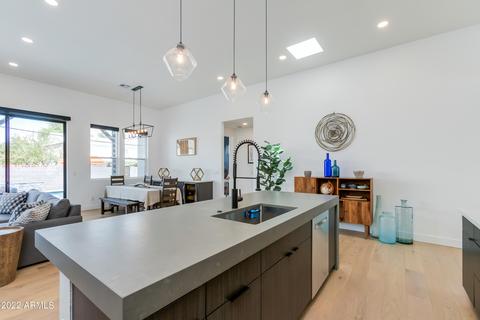 4422 N 41st Pl, Phoenix, AZ 85018 photo 5