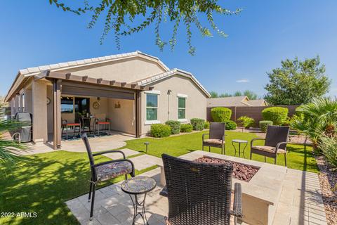 7816 S Peppertree Dr, Gilbert, AZ 85298 photo 1