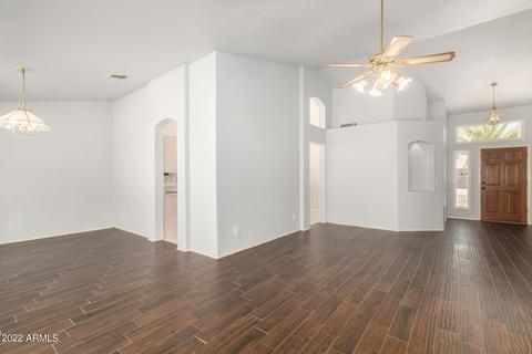 3014 E South Fork Dr, Phoenix, AZ 85048 photo 1