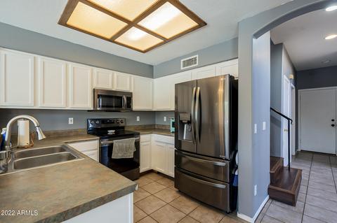 10137 E Carmel Cir, Mesa, AZ 85208 photo 8
