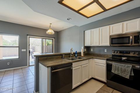 10137 E Carmel Cir, Mesa, AZ 85208 photo 9