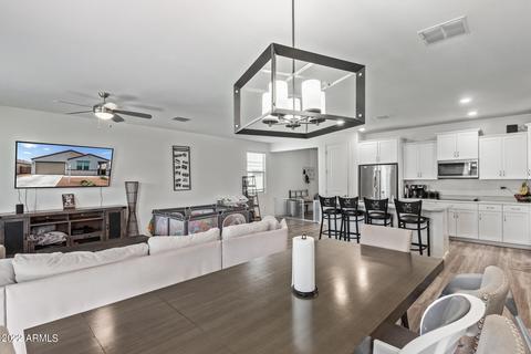 1749 E Grenadine Rd, Phoenix, AZ 85040 photo 3