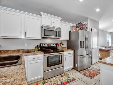 1920 W Nancy Ln, Phoenix, AZ 85041 photo 4