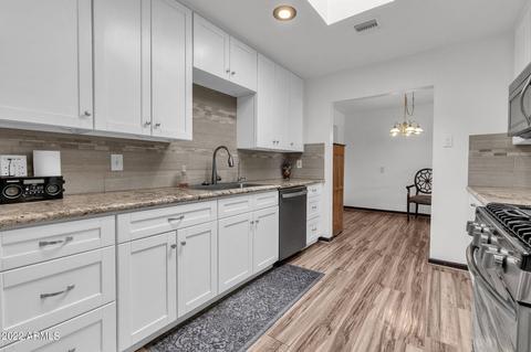814 E Cinnabar Ave, Phoenix, AZ 85020 photo 14