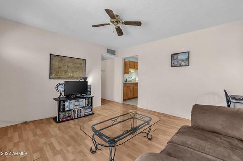 1008 E Desert Ln, Phoenix, AZ 85042 photo 4