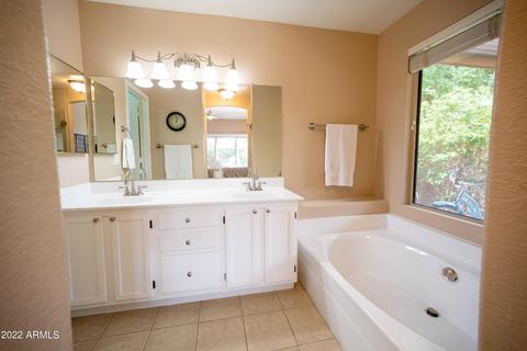 4320 E Siesta Ln, Phoenix, AZ 85050 photo 12