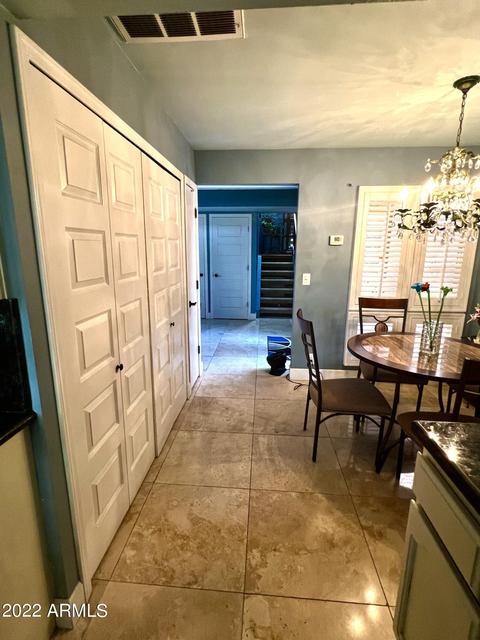1037 E Lois Ln, Phoenix, AZ 85020 photo 5