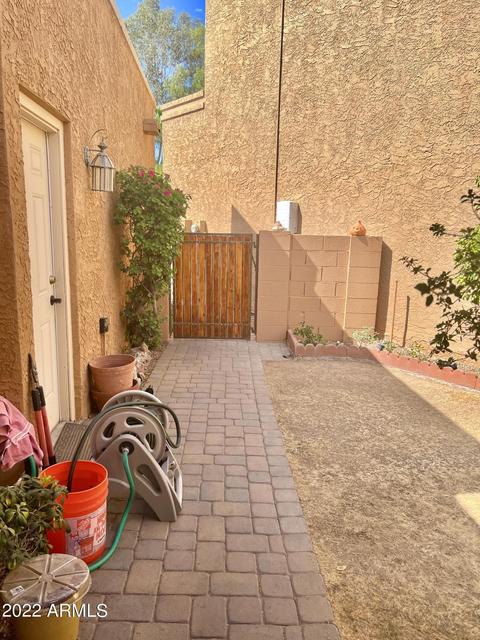 1037 E Lois Ln, Phoenix, AZ 85020 photo 27