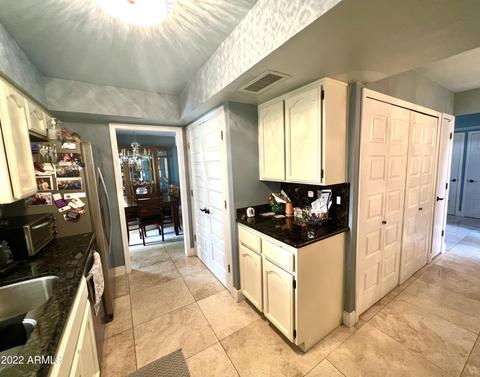 1037 E Lois Ln, Phoenix, AZ 85020 photo 7
