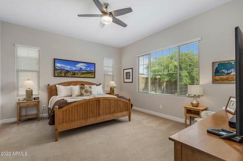 3273 E Louise Dr, Phoenix, AZ 85050 photo 9