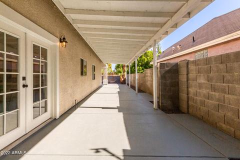 325 E Mitchell Dr, Phoenix, AZ 85012 photo 17