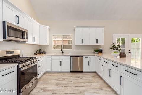 325 E Mitchell Dr, Phoenix, AZ 85012 photo 6