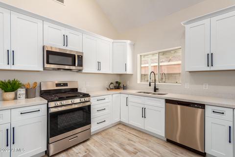 325 E Mitchell Dr, Phoenix, AZ 85012 photo 7