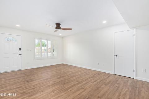 306 E Cornell Dr, Tempe, AZ 85283 photo 4