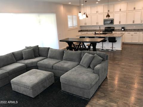 836 E Gary Ln, Phoenix, AZ 85042 photo 3