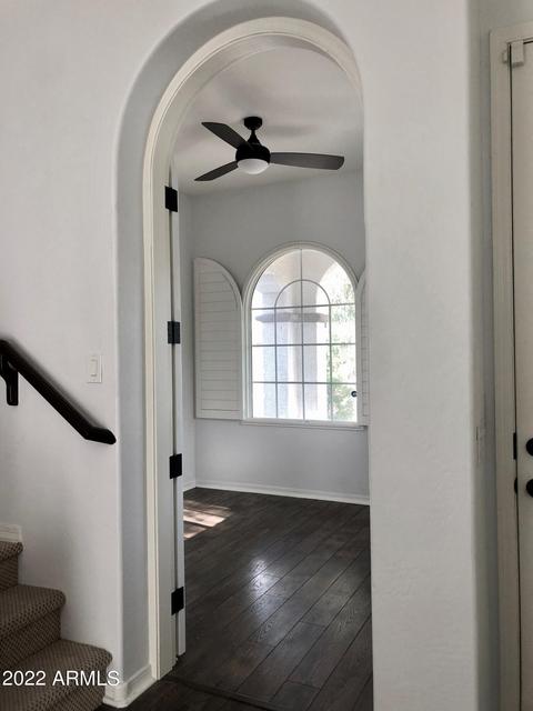 836 E Gary Ln, Phoenix, AZ 85042 photo 9