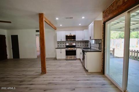 7023 N 25th Dr, Phoenix, AZ 85051 photo 18