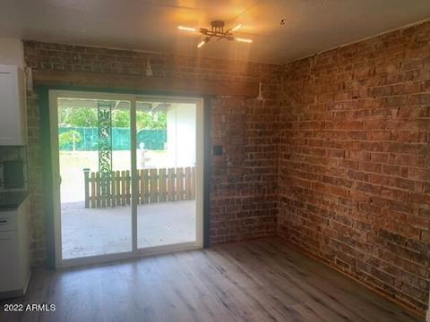 7023 N 25th Dr, Phoenix, AZ 85051 photo 5
