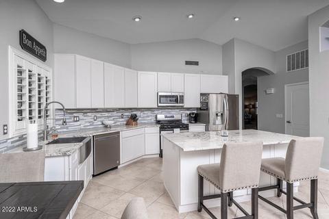 274 E Clifton Ave, Gilbert, AZ 85295 photo 4