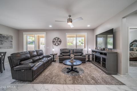 721 E Buckingham Ct, Gilbert, AZ 85297 photo 3