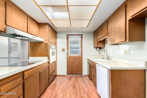 1024 E Geneva Dr, Tempe, AZ 85282 photo 4